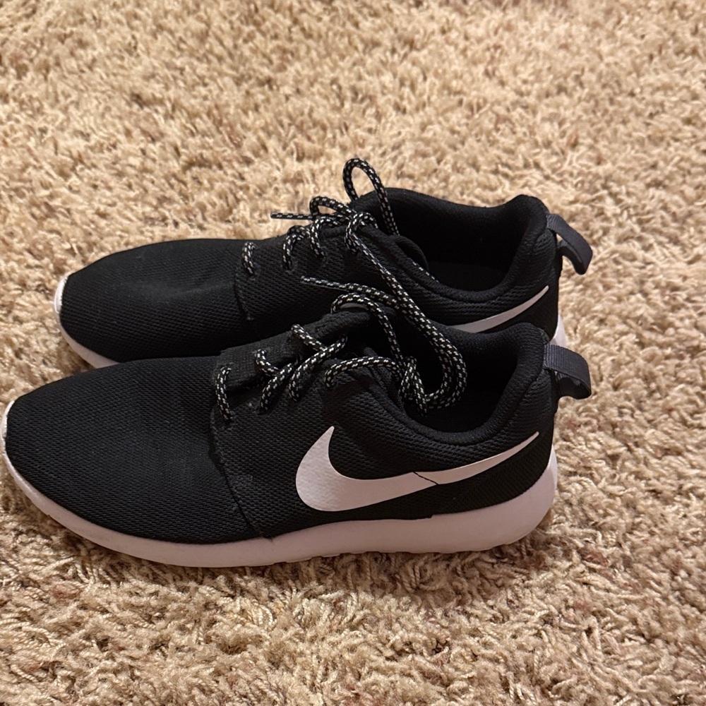 Nike Black and White Athletic Sneakers